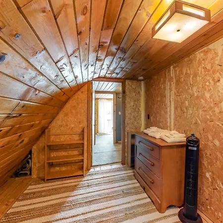 Long Pond Camp Villa